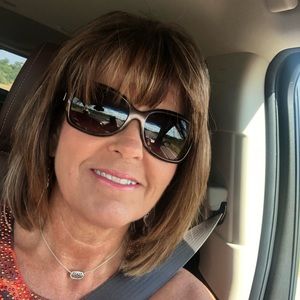 Meet your Posher, Lynette